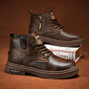 Botas de Caminhada Masculinas Vintage de Cano Médio KOONEXY, Novo Estilo Jovem da Moda com Design de Sola Grossa, Adequadas para Uso Diário e Caminhada ao Ar Livre