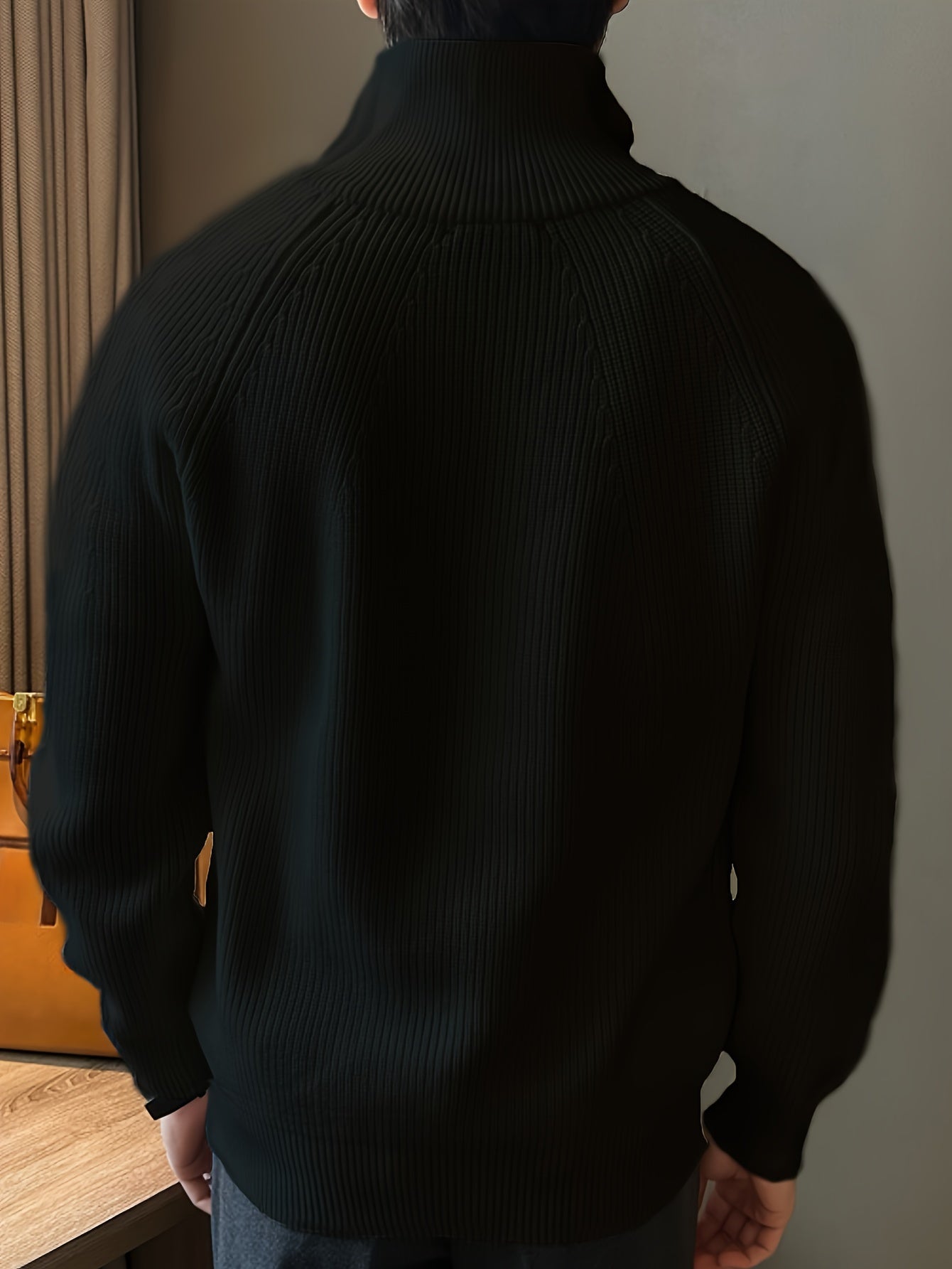 Suéter Raglan Cortina